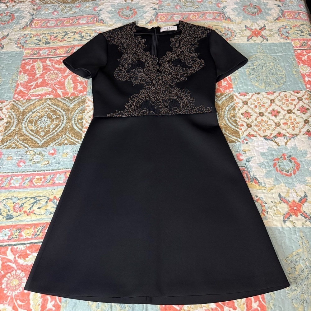 Sandro Black Dress with Embroidery R4937H-20 size Small Preppy Quiet Luxury - Picture 9 of 16